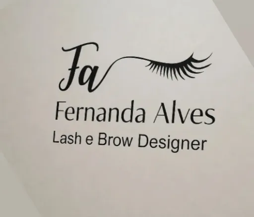 Fernanda Alves Lash e Brown designer
